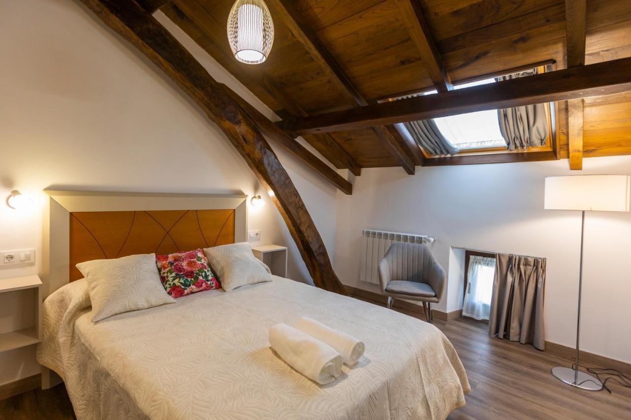 Apartamentos Casona Del Campo Навия Экстерьер фото