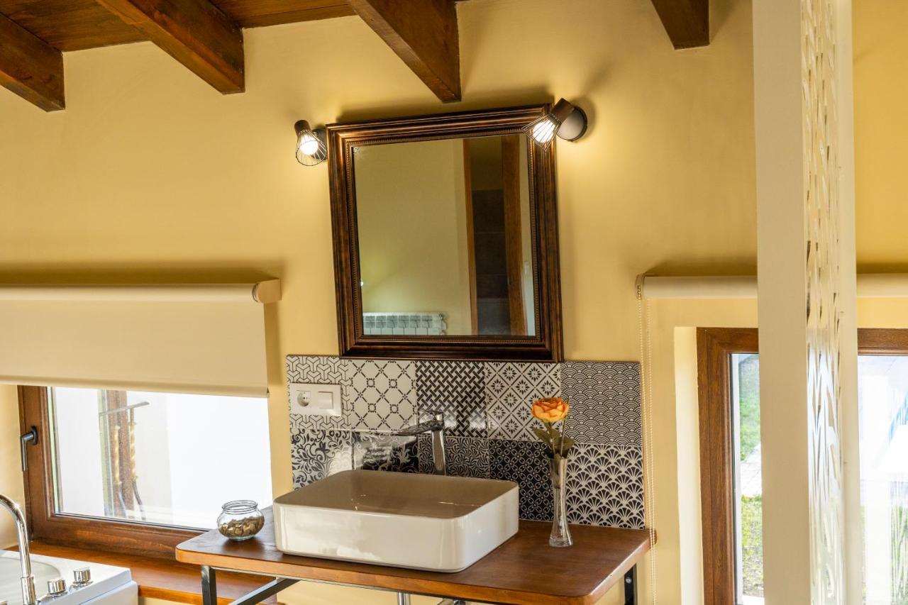 Apartamentos Casona Del Campo Навия Экстерьер фото
