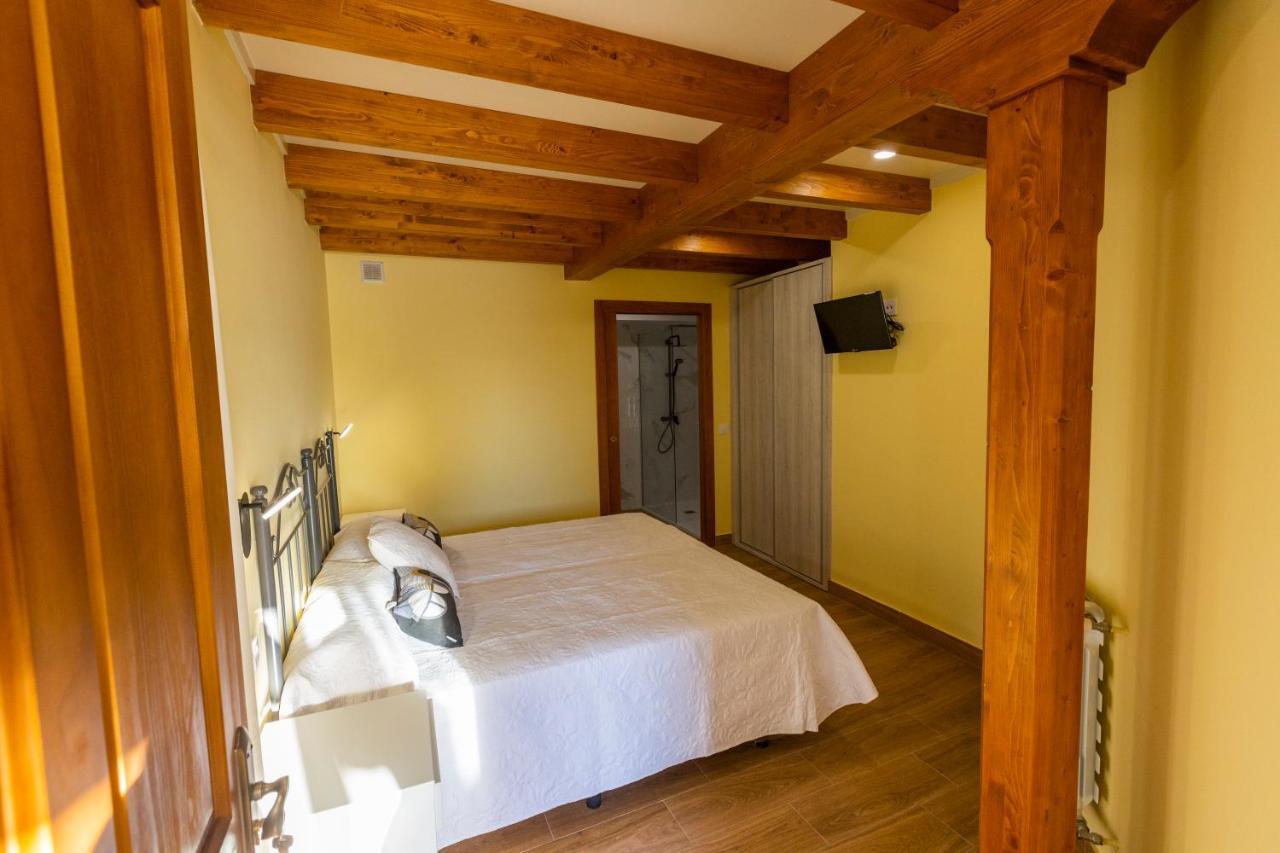Apartamentos Casona Del Campo Навия Экстерьер фото