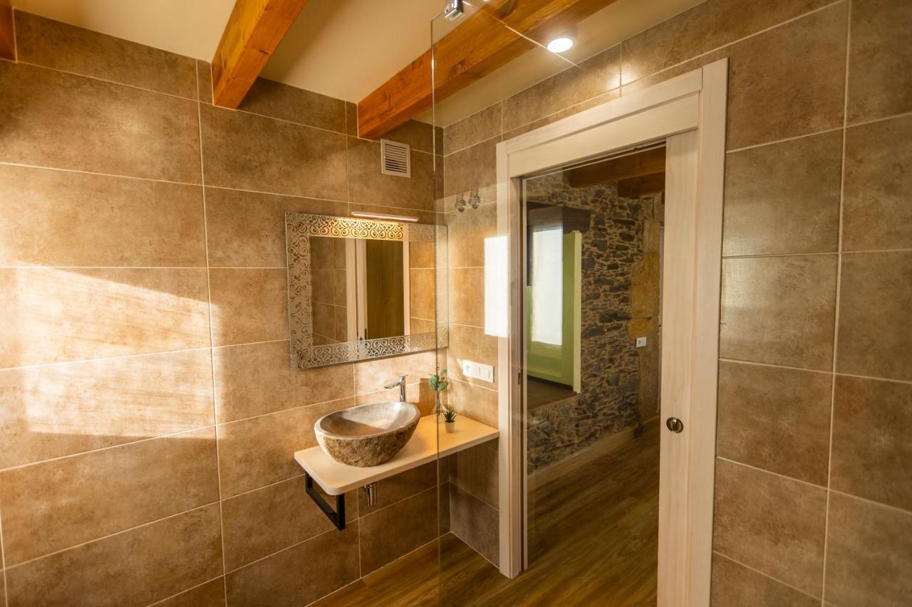 Apartamentos Casona Del Campo Навия Экстерьер фото