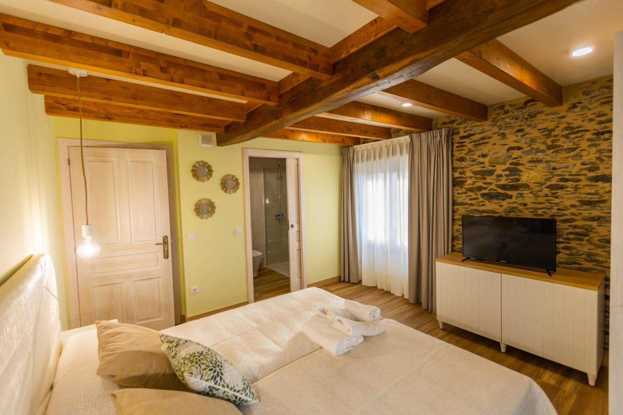 Apartamentos Casona Del Campo Навия Экстерьер фото