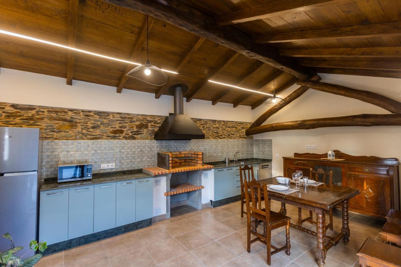 Apartamentos Casona Del Campo Навия Экстерьер фото