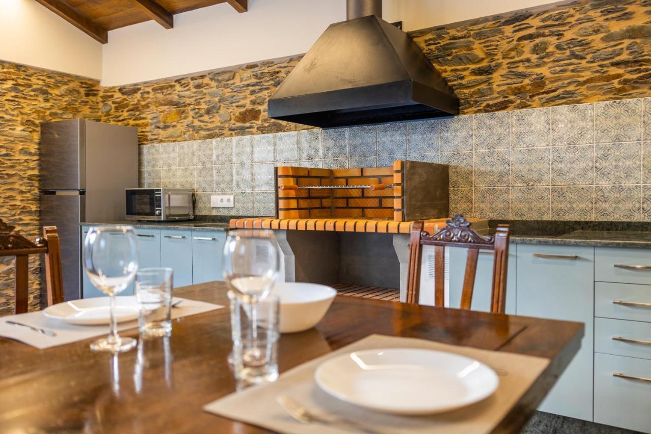 Apartamentos Casona Del Campo Навия Экстерьер фото